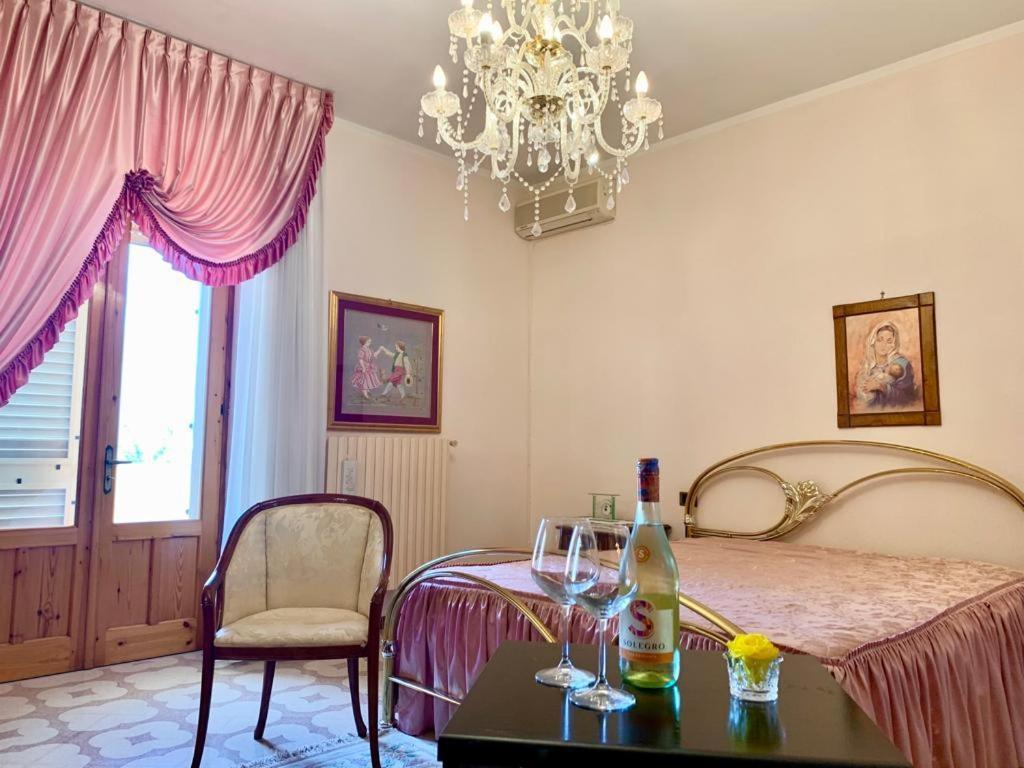Bed & Breakfast Acquamarina Castro  Esterno foto